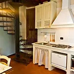 La Casa Del Melograno *