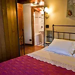 La Casa Del Melograno * Castiglion Fiorentino